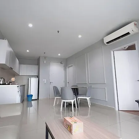 Comfy Staycation 4Px With Free Parking, Direct Linked Sogo & Central I-City Shah Alam Exterior photo
