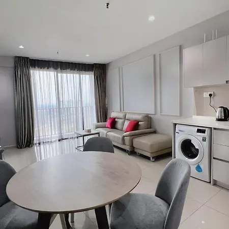 Comfy Staycation 4Px With Free Parking, Direct Linked Sogo & Central I-City Shah Alam Exterior photo