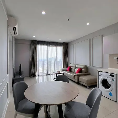 Comfy Staycation 4Px With Free Parking, Direct Linked Sogo & Central I-City Shah Alam Exterior photo